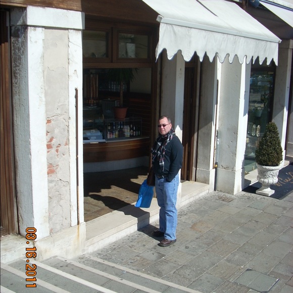 Meet your Posher, Randy - Picture 1 of 1